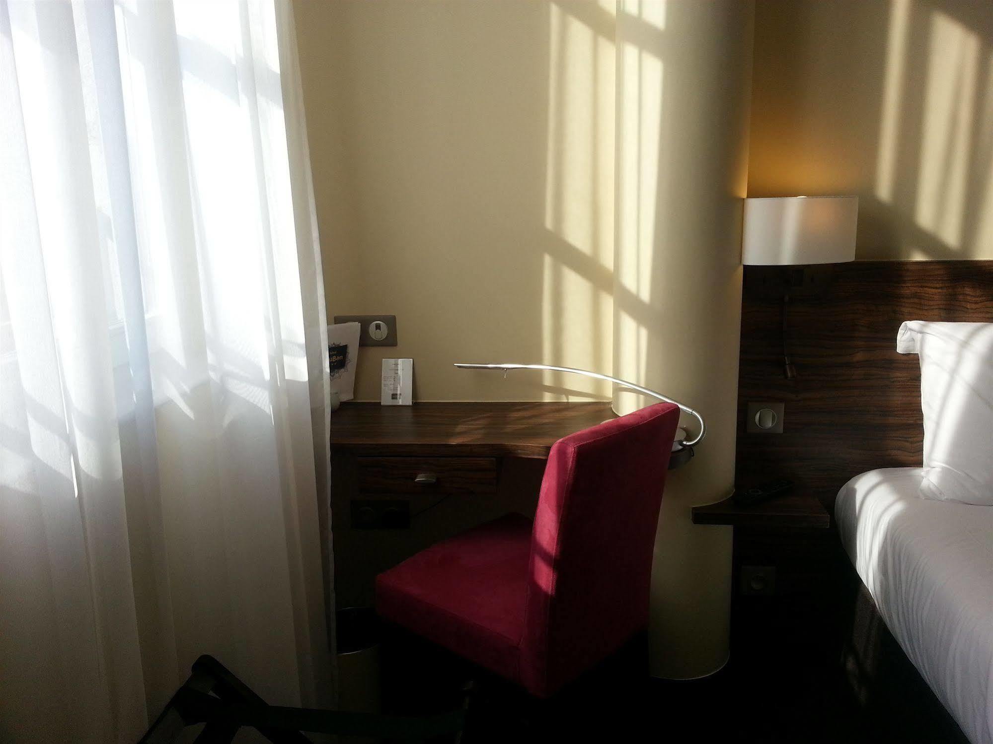 Hotel Vauban Безансон Экстерьер фото